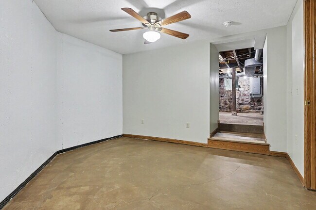 Building Photo - Secluded Farmhouse on over 1.5 acres.  $1990/ Month.  3 beds/ 2 baths