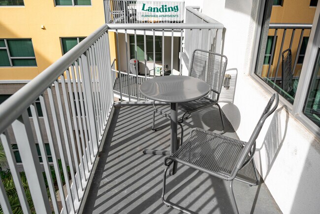 Building Photo - 151 7th St S