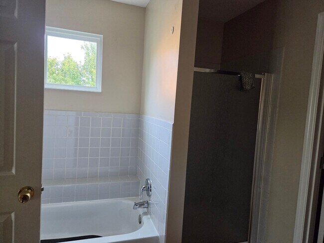 Building Photo - 2139 Trapp Ct