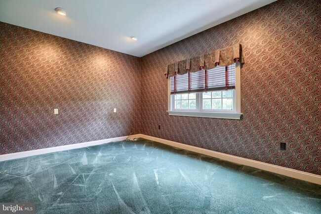 Building Photo - 1886 Conard Rd