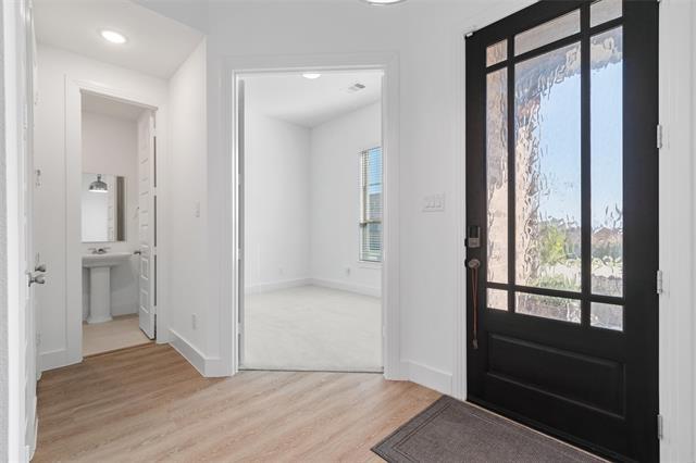 Building Photo - 4005 Crossroads Ct