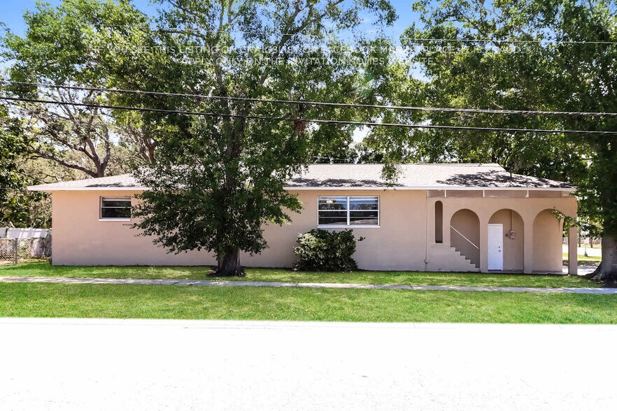 Primary Photo - 1316 Gulf Rd