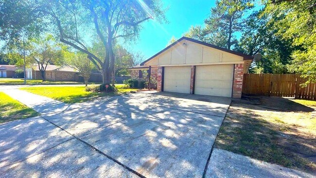 Building Photo - 7214 Foxbend Ln