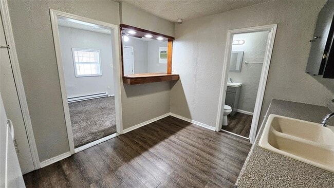 Building Photo - 2308 NW 12th St