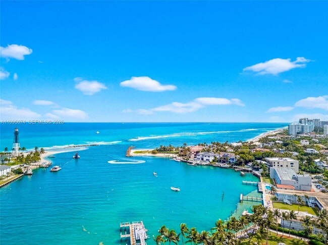 Building Photo - 2508 Bay Dr