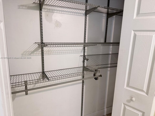 Building Photo - 3224 NW 103rd Terrace