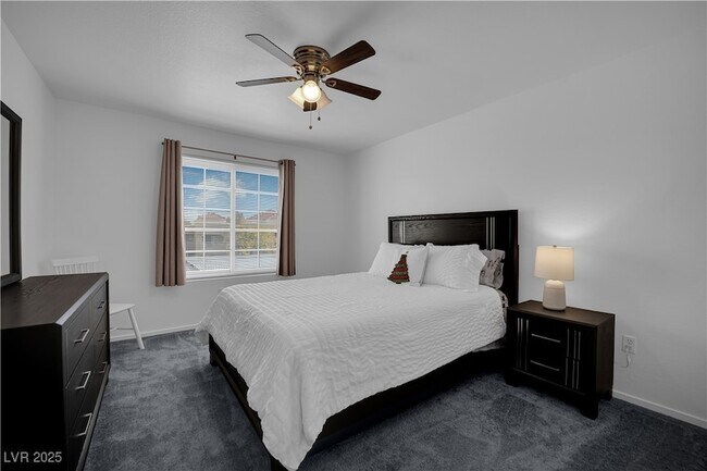 Building Photo - 1909 Mountain Hills Ct