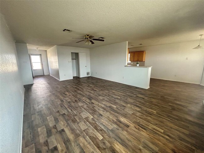 Building Photo - 4302 Janelle Dr
