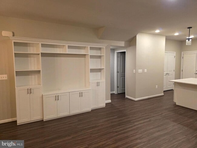 Building Photo - 311 Ibis Ct