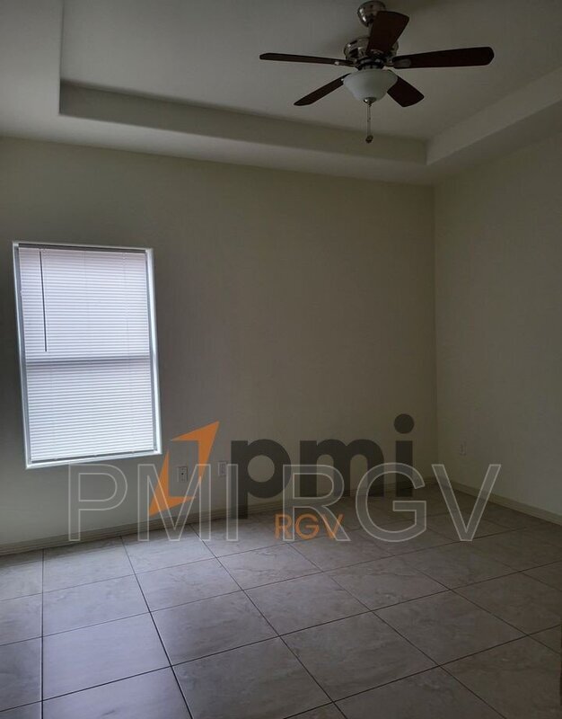 Building Photo - 403 N Lotto Ln