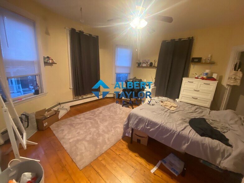 Building Photo - 36 Cherokee St