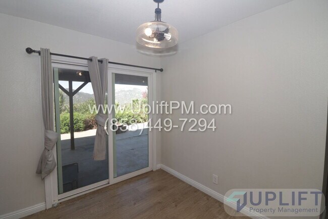 Building Photo - 15436 Las Manzanitas Rd