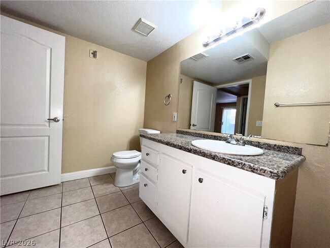 Building Photo - 5055 W Hacienda Ave