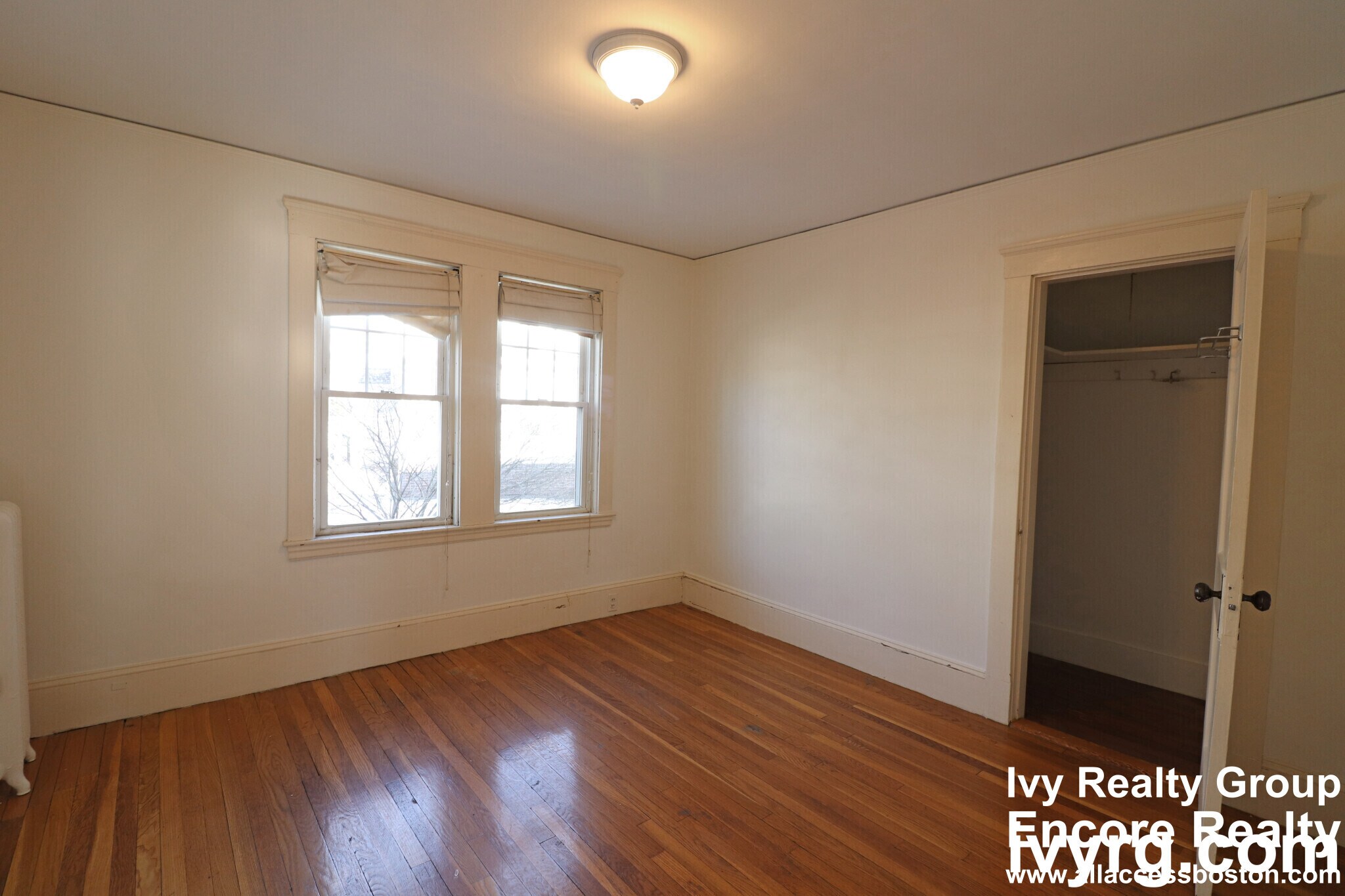 Building Photo - 52-54-54 Maplewood St