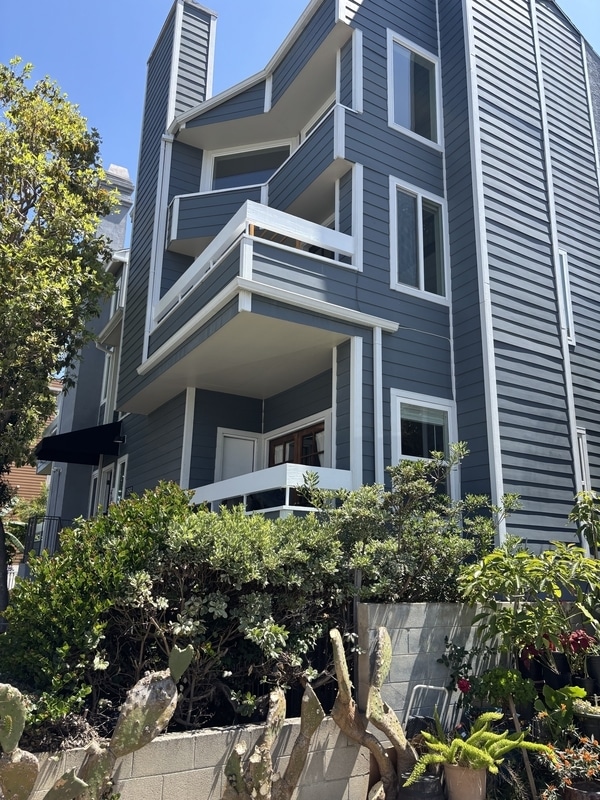 Building Photo - 11818 Courtleigh Dr