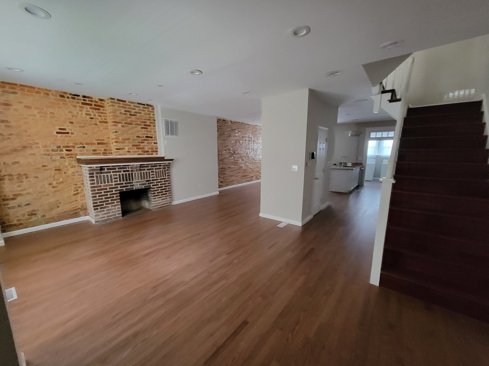Building Photo - 612 Wildwood Pkwy