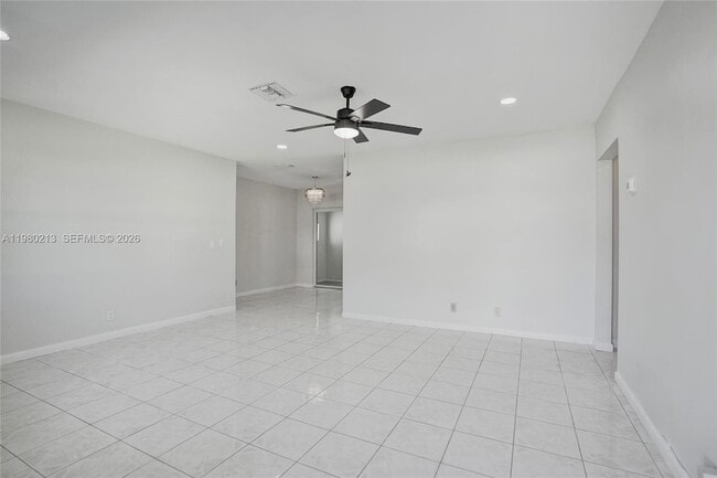 Building Photo - 2621 SW Natura Ave