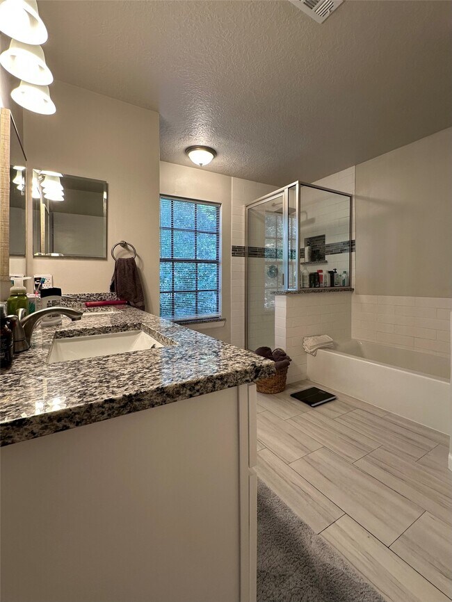 Building Photo - 63 S Stony Bridge Cir