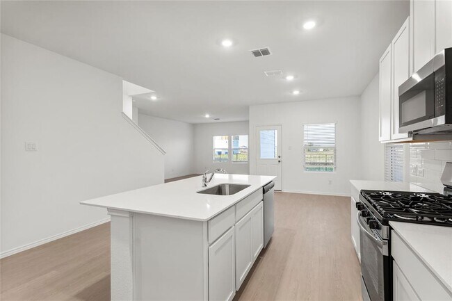 Building Photo - 153 Rodney Boat Rd