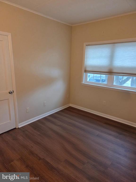 Building Photo - 26 Willow St