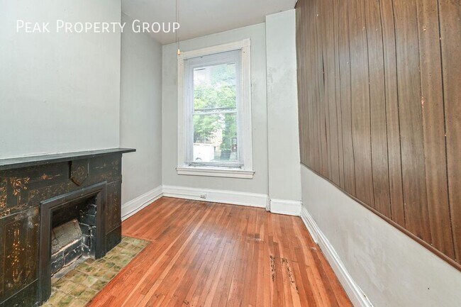 Building Photo - 2361 W Clifton Ave