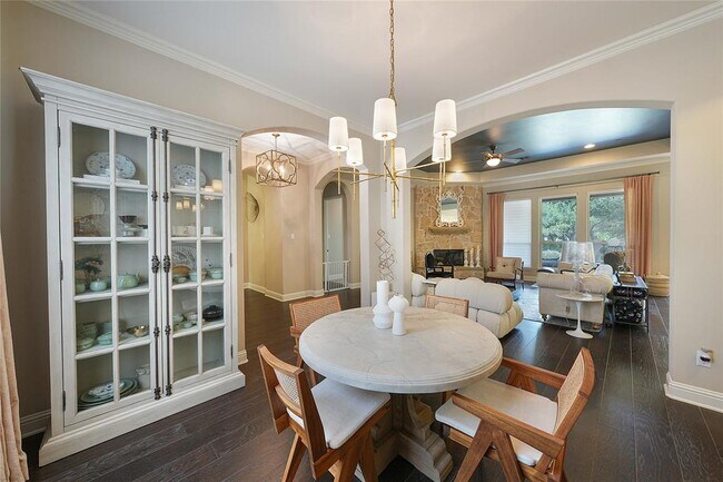 Building Photo - 4204 Stiles Ln