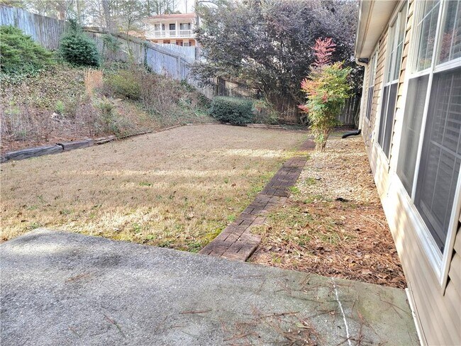 Building Photo - 784 Steffi Ct NW