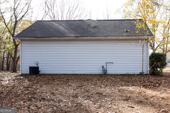 Building Photo - 141 Brownsmill Dr