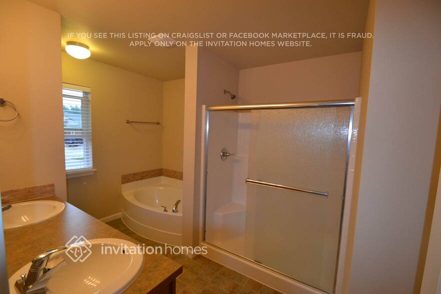 Building Photo - 23417 77th Ave E