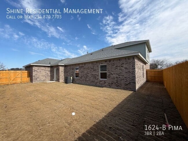 Building Photo - 1624-B Pima-