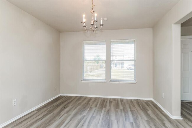 Building Photo - 21202 Linden House Ct