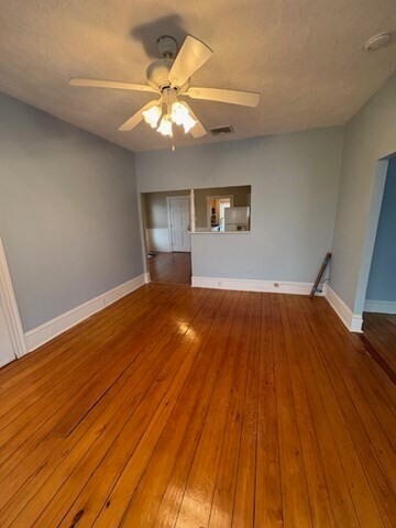 Building Photo - 59 Oxford St