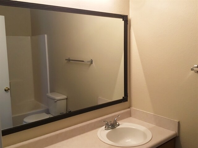 Building Photo - 2092 Meadowlark Ln