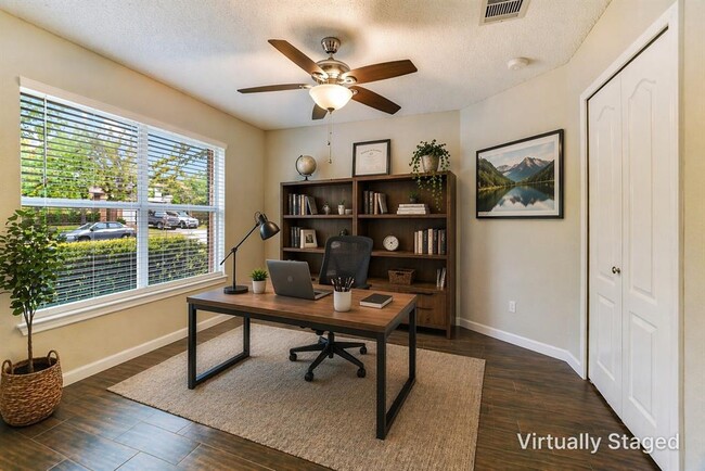 Building Photo - 1303 Crossvine Way