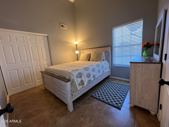 Building Photo - 255 S Kyrene Rd