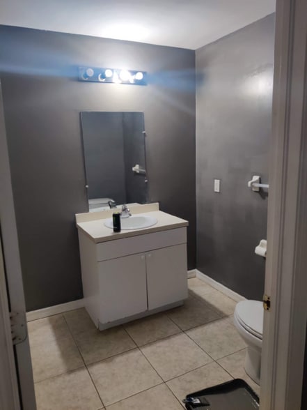 Building Photo - 3710 3rd St SW