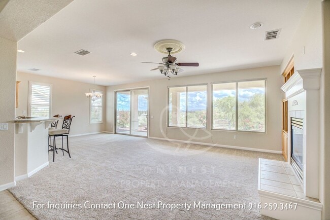 Building Photo - 2 bedroom, 2 bathroom + Casita in Sun City Lincoln Hills