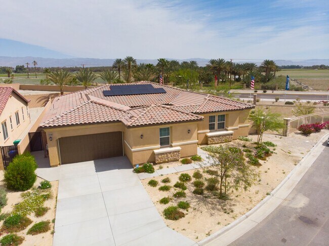 Building Photo - Capistrano La Quinta Vacation House