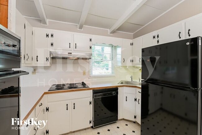 Building Photo - 3162 Nottaway Ct