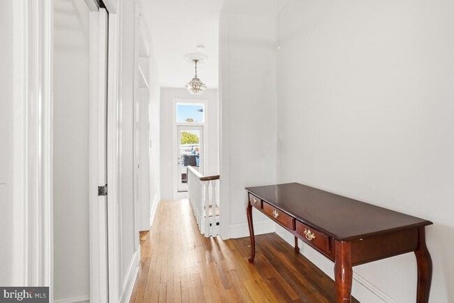 Building Photo - 1339 T St NW