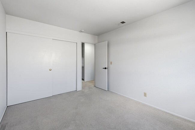 Building Photo - 1387 Xavier Ave