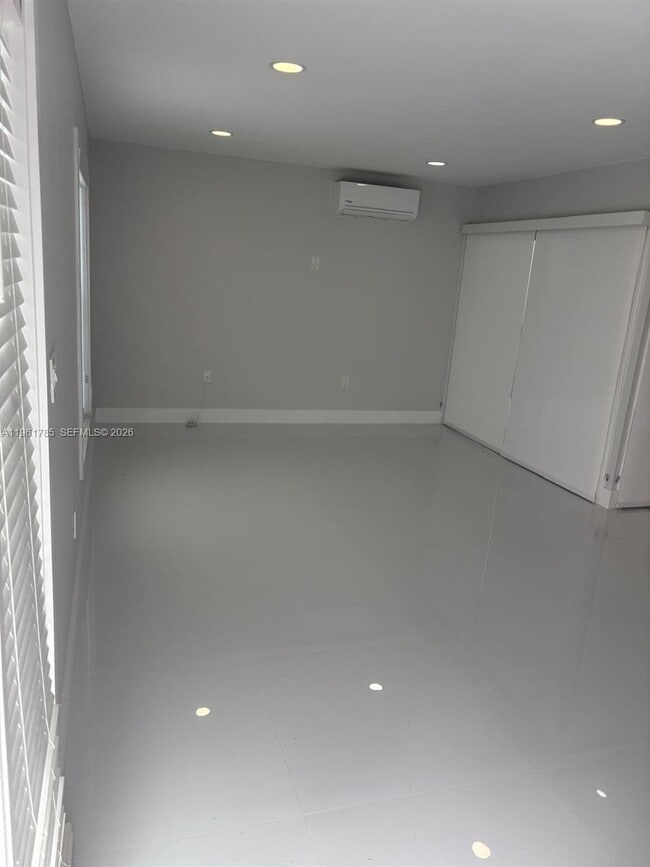 Building Photo - 10225 NW 57th Terrace