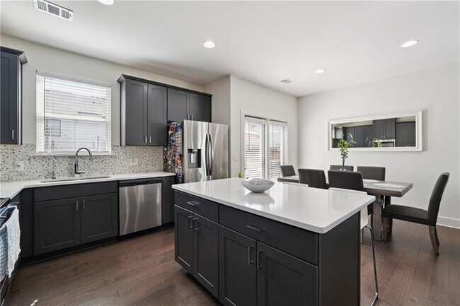 Building Photo - 162 Auburn Run Ln