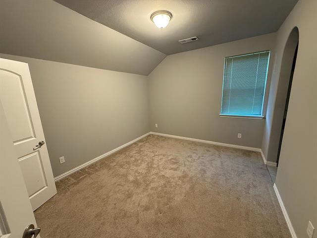 Building Photo - 1610 Singing Water Dr