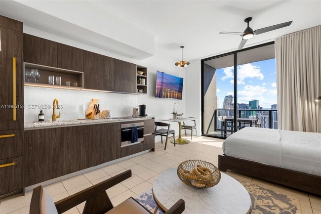 Building Photo - 159 NE 6th St