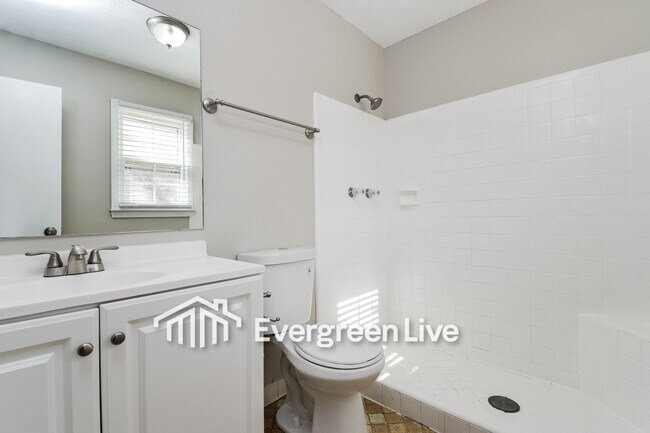 Building Photo - 195 Southmoor Cir