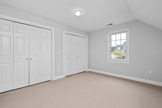 Building Photo - 1 Neff Dr
