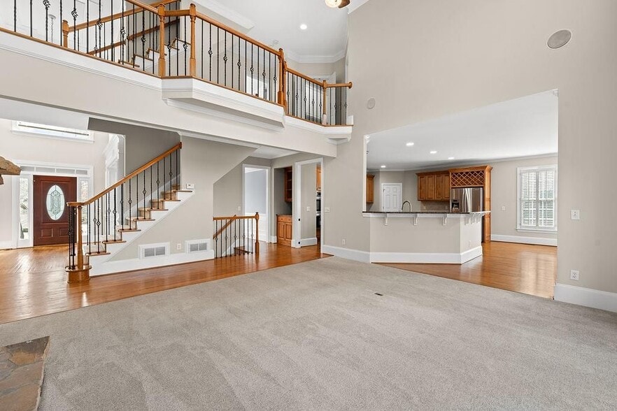 Building Photo - 1037 Windermere Crossing