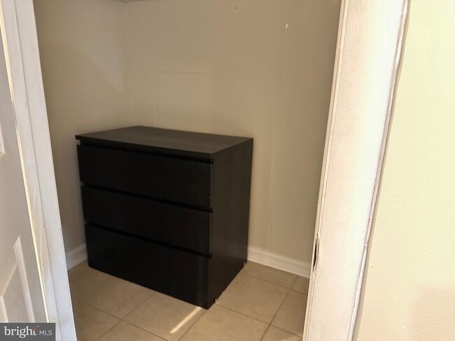 Building Photo - 3626 12th St NE