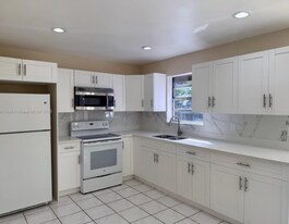 Building Photo - 25912 SW 133rd Pl